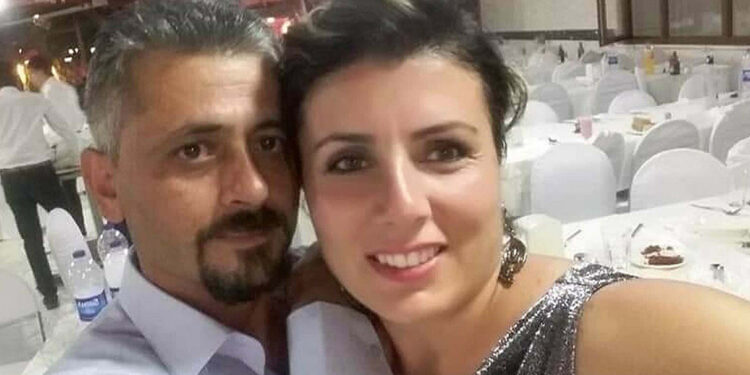 Boşanma aşamasındaki eşini öldürüp intihar etti