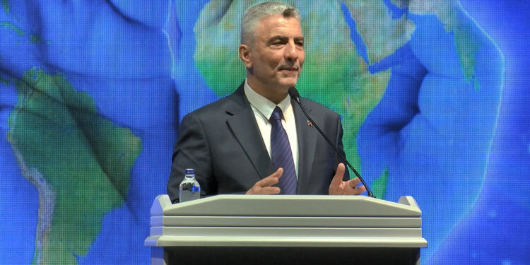 Bu yıl 256 milyar dolar mal ihracatına ulaşacağız