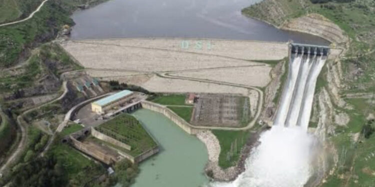 DSİ uyardı; Batman Barajı'nın kapakları açılıyoır
