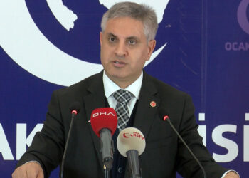 Devletimiz bize emretsin soluğu Kudüs'te alalım