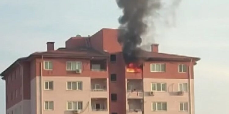 Diyarbakır’da 8’inci Ana Jet Üssü’ndeki lojmanda yangın