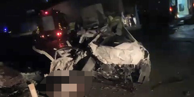 Düğün dönüşü kaza; 2 kuzen öldü, 1 ağır yaralı