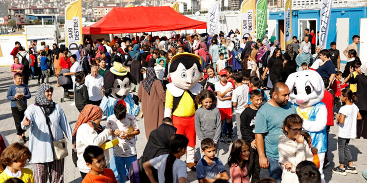 Dünya D Vitamini Günü konteyner kentte kutlandı  