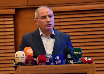 Efkan Ala: Gazze'de insanlık enkaz altında
