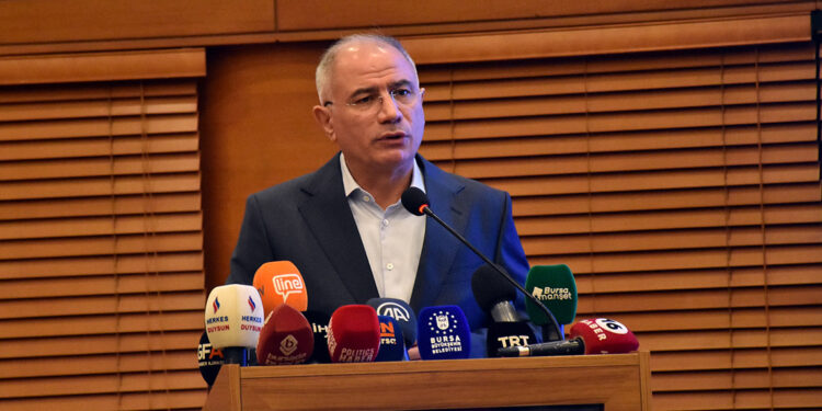 Efkan Ala: Gazze'de insanlık enkaz altında