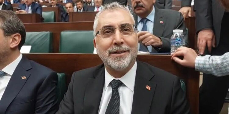 En temel ilkemiz çalışanlarımızı enflasyona ezdirmemek