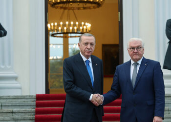 Erdoğan, Almanya Cumhurbaşkanı ile bir araya geldi