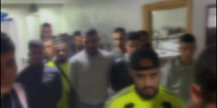 Esenyurt'ta kaçak göçmen operasyonu: 512 kişi yakalandı