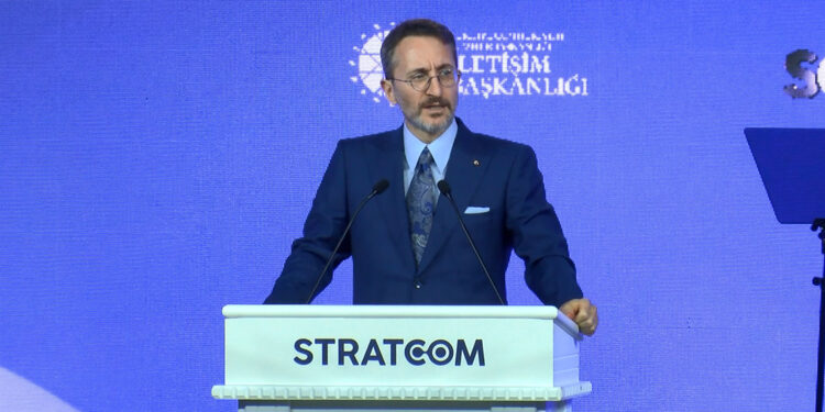 Fahrettin Altun, İletişim Zirvesi'nde konuştu