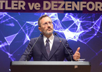 Gazze saldırılarına dair kasıtlı yalan haberleri ifşa ettik
