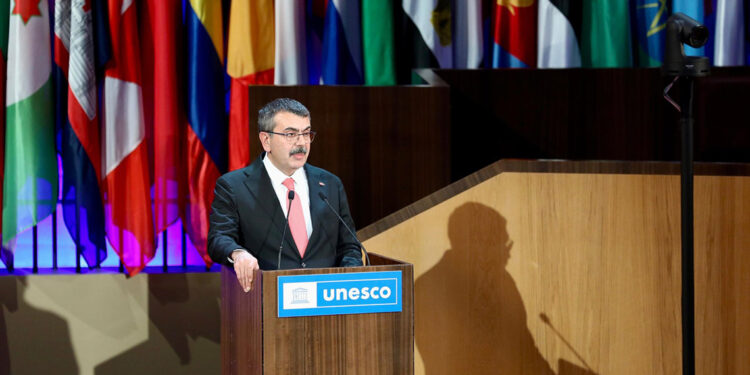 Gazze'de yaşananlar insanlığa karşı bir suçtur 