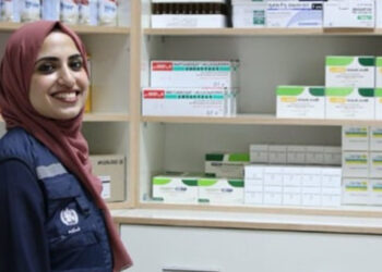 Gazze'deki DSÖ çalışanı 6 aylık bebeğiyle öldürüldü