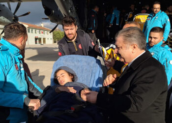 Gazze'den 61 hasta daha Ankara'ya getirildi