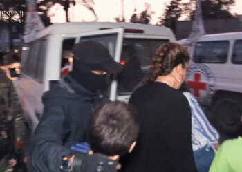 Hamas, 12 rehineyi daha serbest bıraktı