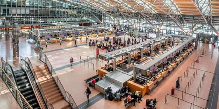 Hamburg havalimanı'nda rehine krizi