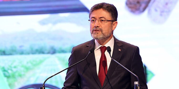 Bakan Yumaklı: TÜRKŞEKER'e 115 işçi alınacak