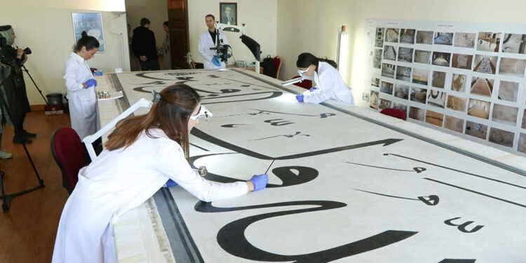 İkinci Mahmud imzalı devasa levha restore edildi