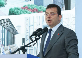 İmamoğlu, Futbol Sahası Temel Atma Töreni'nde konuştu