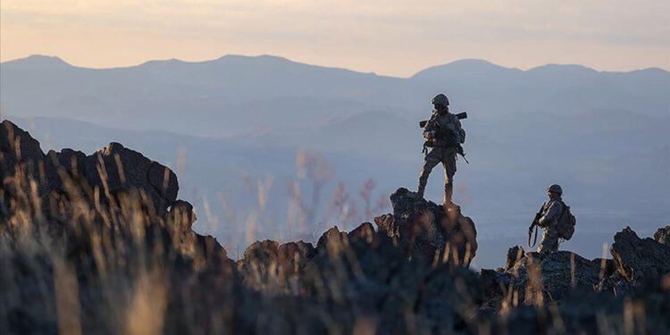 Irak'ın kuzeyinde 6 terörist etkisiz hale getirildi