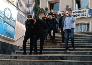 İstanbul'da İran'lı sahte polisler yakalandı