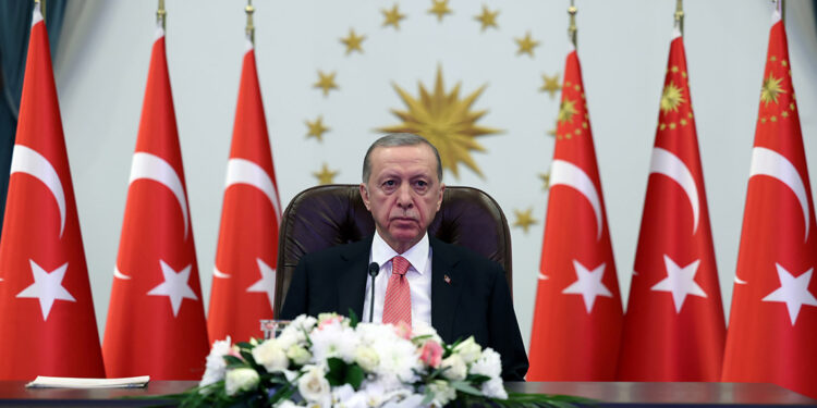 Kalıcı ateşkes ve barışa vesile olmasın temenni ediyorum