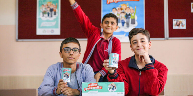 MEB ve İHH'den ‘İyilikte Yarışan Sınıflar’ projesi için iş birliği