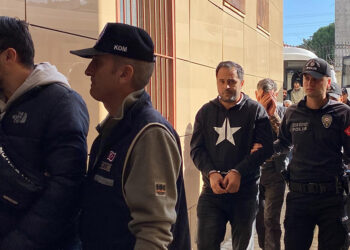 Malulen emeklilik için rüşvet alıp, usulsüz rapor hazırlamışlar