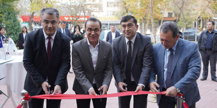 Medipol Sağlık Grubu Taşkent'te temsilcilik ofisi açtı