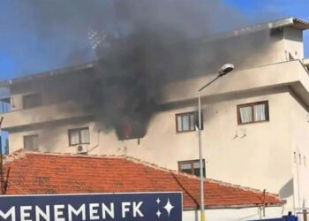 Menemen FK'nın kulüp binasında yangın