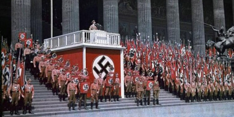 Nazi Almanyası ve günümüz Türkiyesi arasındaki ince çizgi