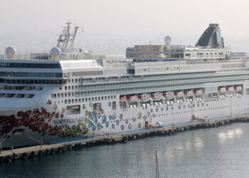 'Norwegian Gem' adlı kruvaziyer, 1753 turist getirdi