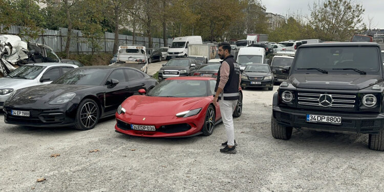 Polat çiftinine ait araçlar emniyete götürülüyor