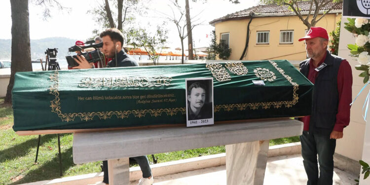 Ressam Orhan Taylan son yolculuğuna uğurlandı