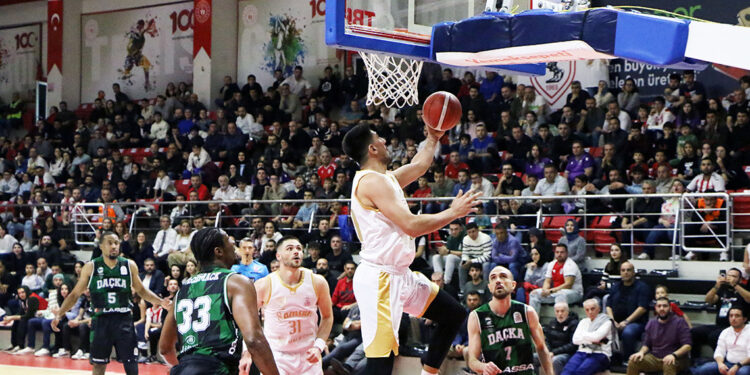 Samsunspor-Darüşşafaka: 90-98