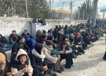 Şanlıurfa'da tekstil işçilerinin eylemi 4'üncü gününde