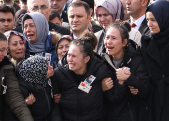 Şehit Üsteğmen Abdullah Köse, toprağa verildi