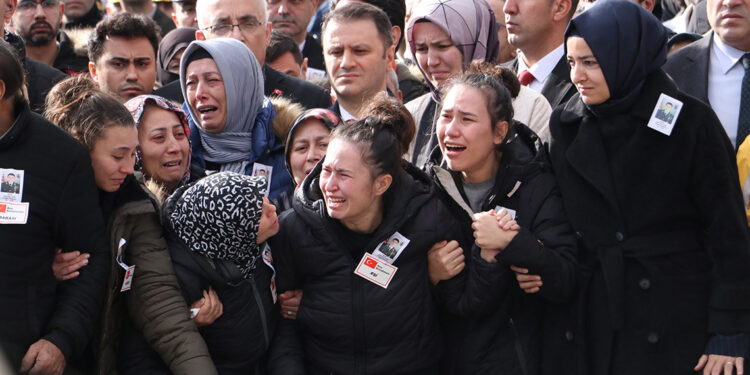 Şehit Üsteğmen Abdullah Köse, toprağa verildi