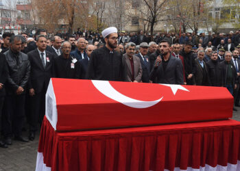 Şehit polis Lütfi Baykar, son yolculuğuna uğurlandı
