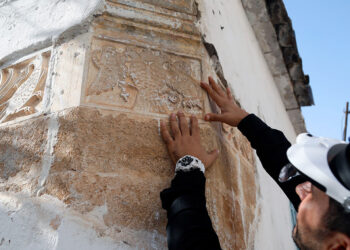 Selçuklu Sultanı'nın haber kuşları, sıva altından çıktı
