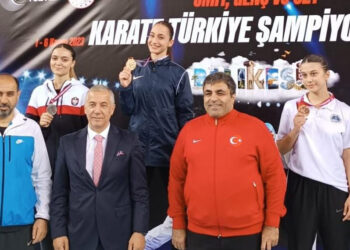 Sena Kızılaslan, 6. kez Türkiye Karate Şampiyonu oldu