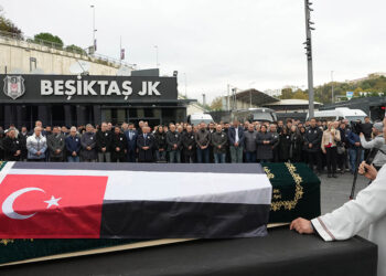 Suat Taştan son yolculuğuna uğurlandı