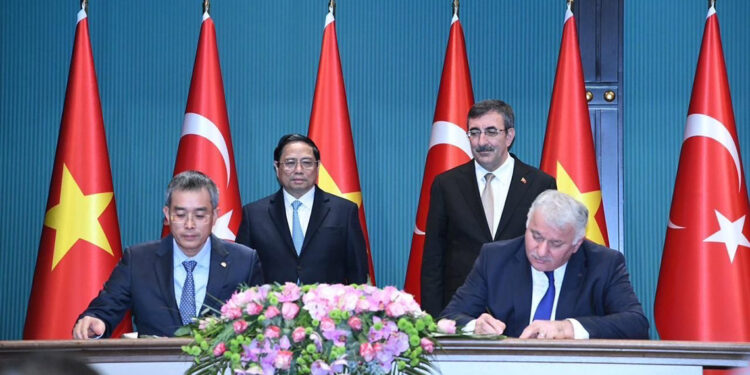 THY ile Vietnam Airlines arasında iyi niyet anlaşması