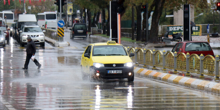 Trakya'da sağanak etkili oldu