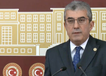 Tüm emeklilere 5 bin lira ödensin