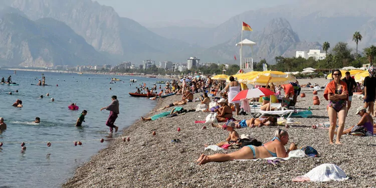Turizmci ara tatilden umutlu: geçen yıla oranla artış var