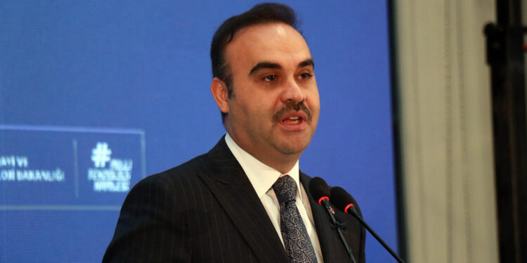 Türkiye Yeşil Sanayi Projesi'ni hayata geçiriyoruz