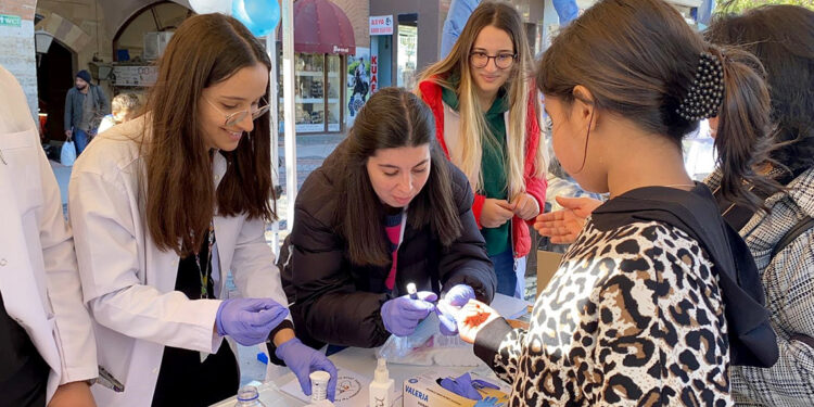 Türkiye'de Tip 1 diyabet hastası 20 bin çocuk var