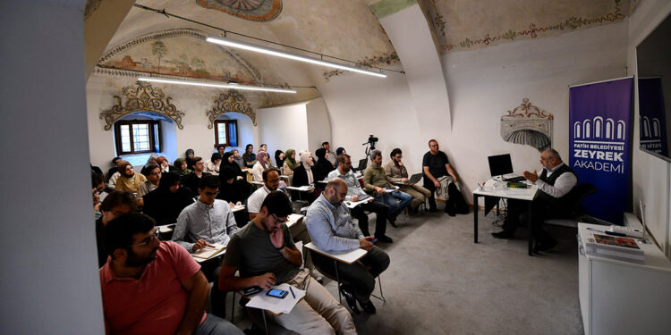 Zeyrek Akademi bir marka haline geldi