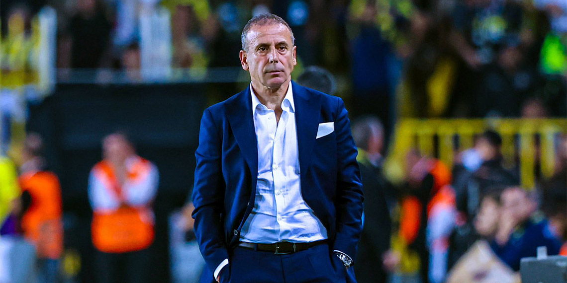 Trabzonspor ezeli rakibi Fenerbahçe’yi Abdullah Avcı yönetiminde çıktığı deplasman maçında 3-2‘lik skorla mağlup ederek tarih yazdı. Takımında ikinci döneminde önemli bir zafer elde eden Abdullah Avcı, Trabzonspor’un başında çıktığı maçlarda 3’üncü kez Fenerbahçe'yi liderlik koltuğundan etti.