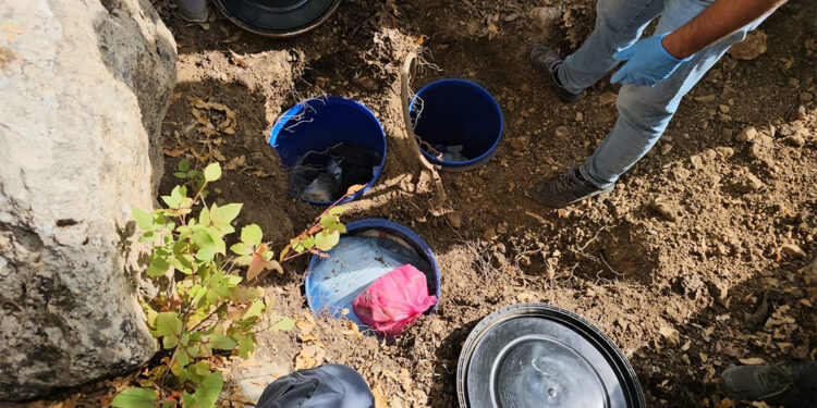 Adıyaman'da PKK'lı teröristlere ait yaşam malzeme bulundu